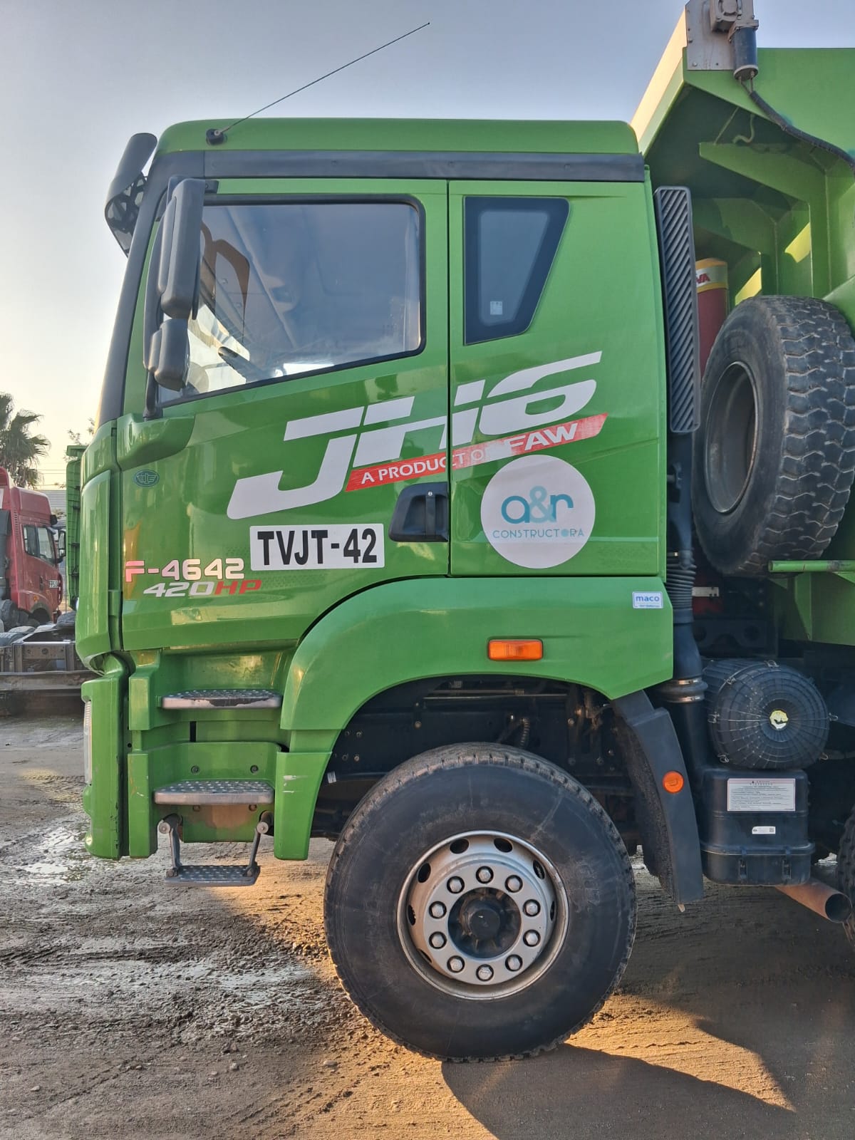 FAW F-4642 2023