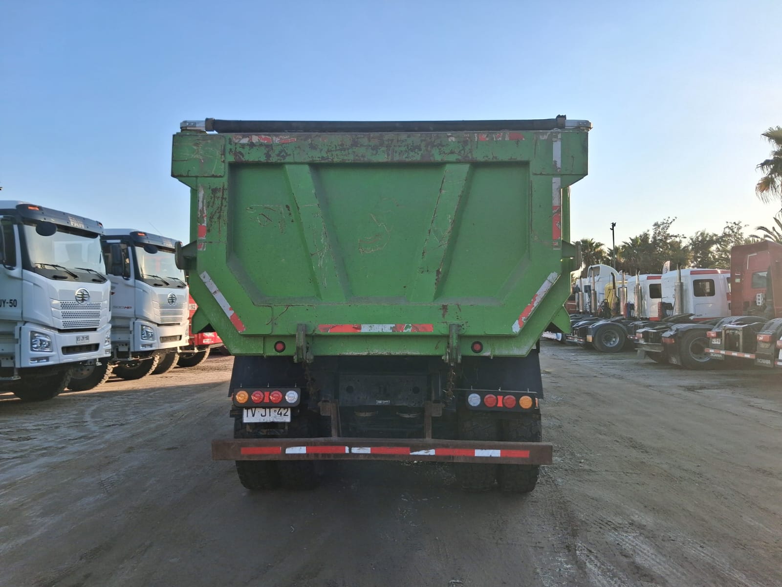 FAW F-4642 2023