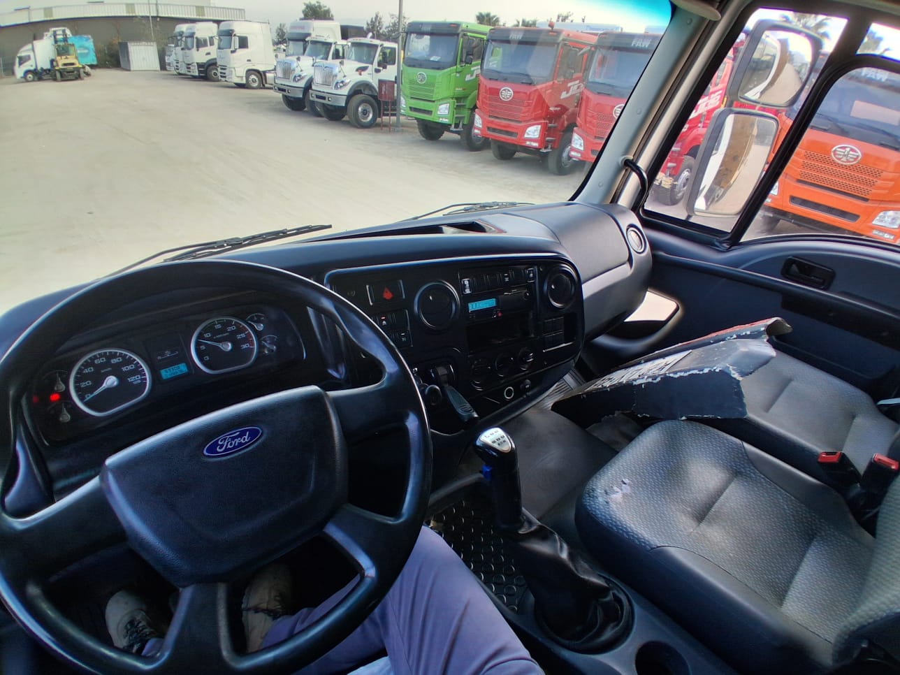 FORD CARGO 3133C 