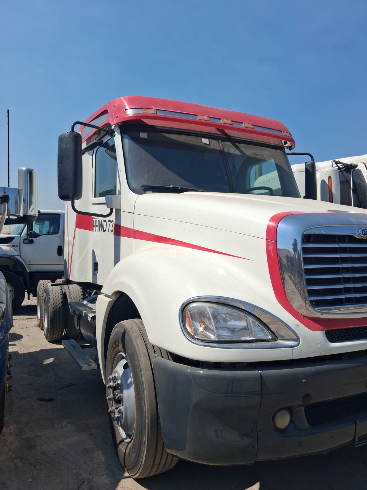 Freightliner CL 120