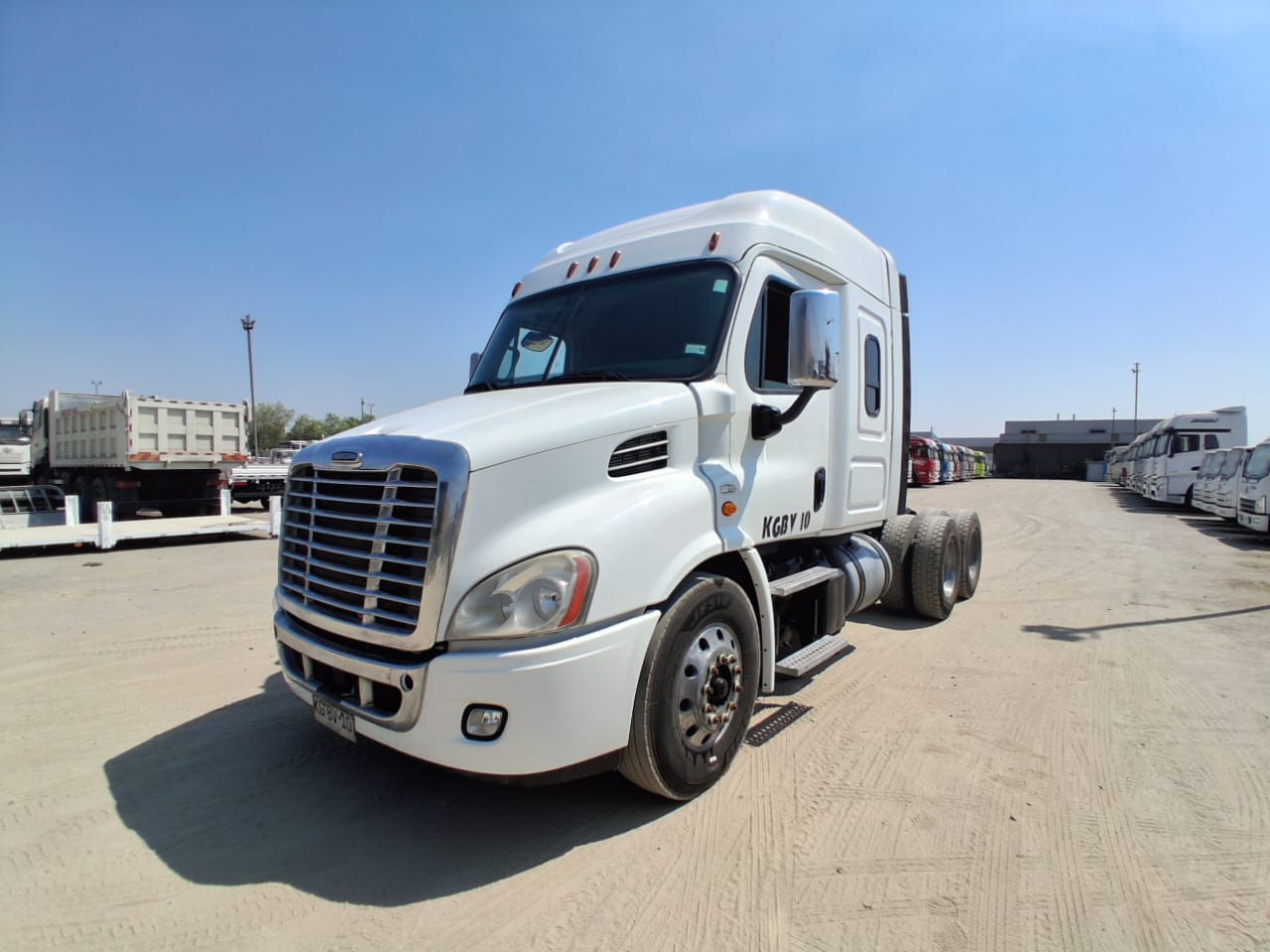 FREIGHTLINER Casc 113