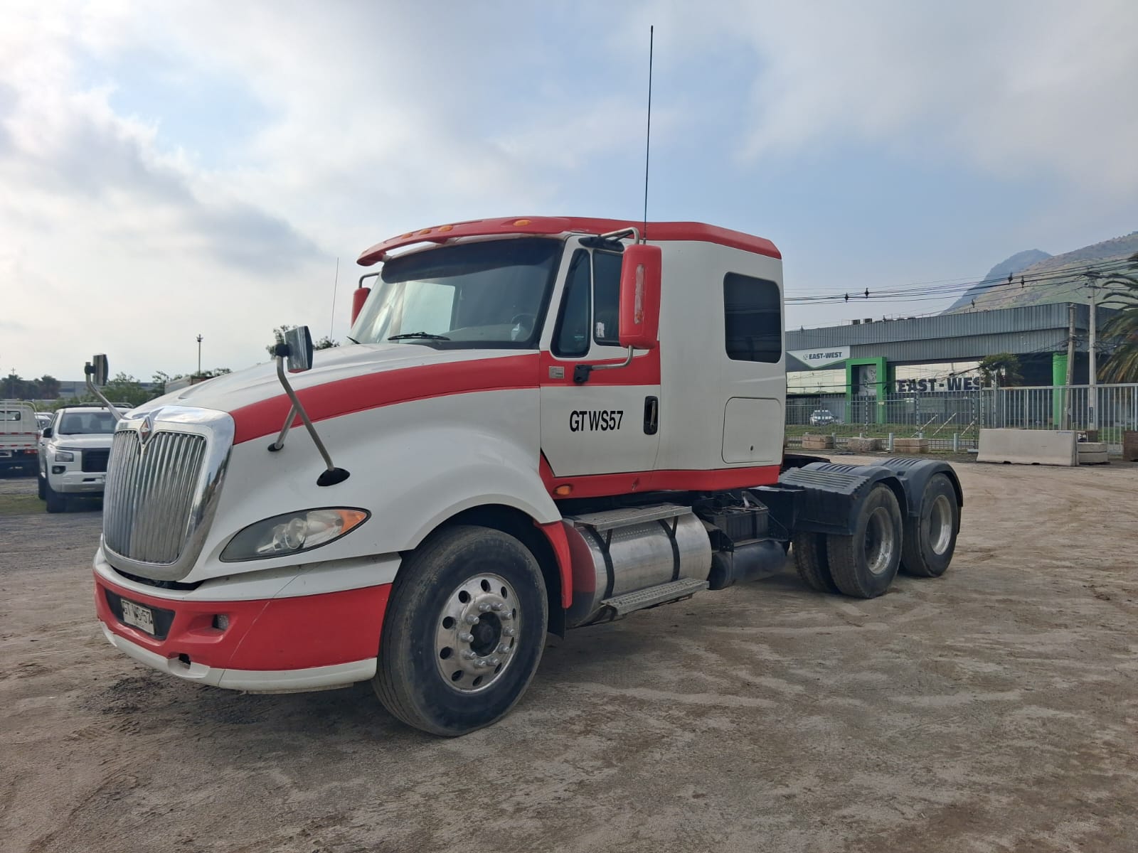 International PROSTAR