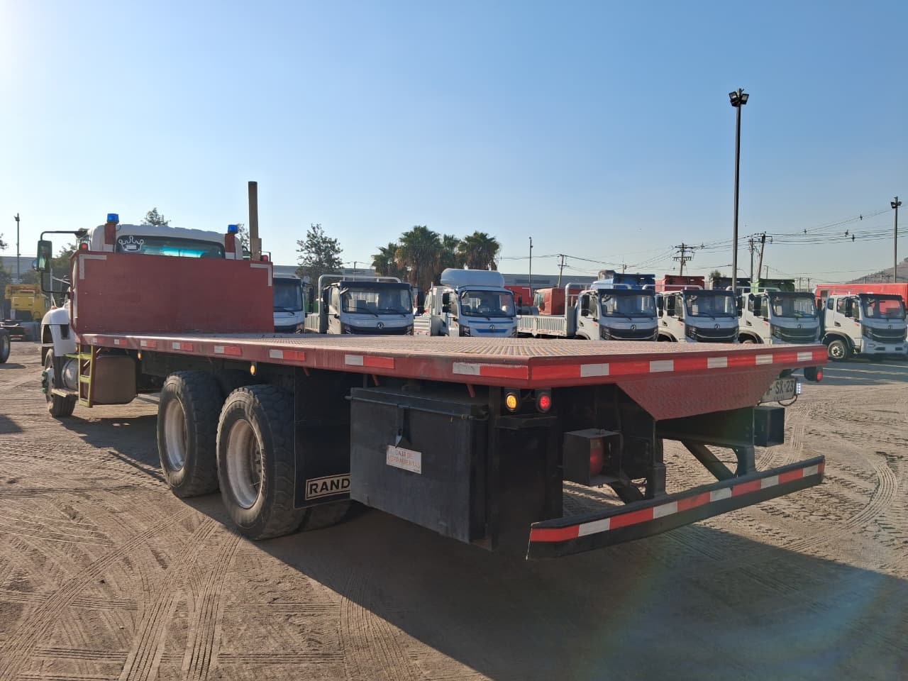 INTERNATIONAL 7400