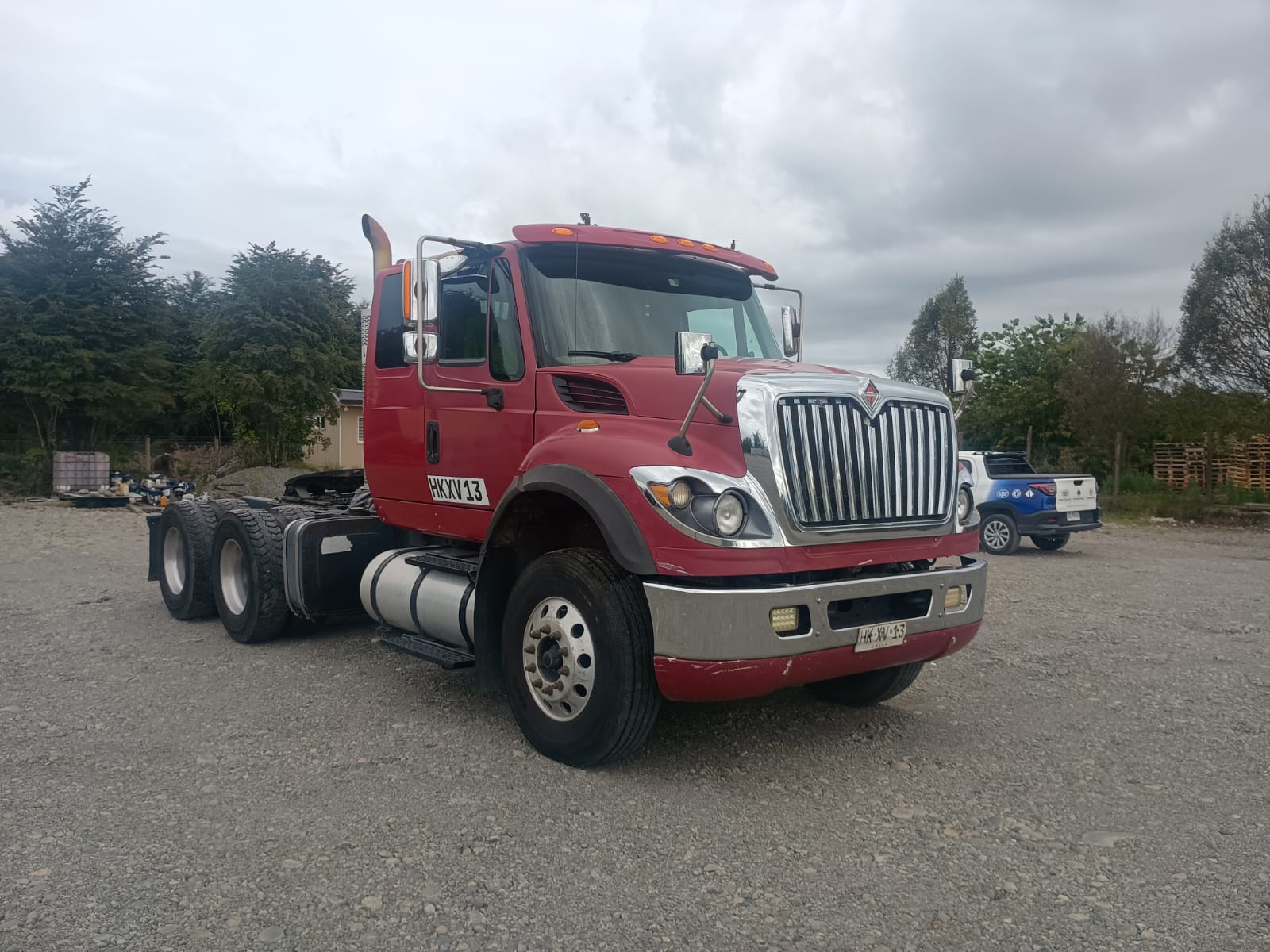 International 7600