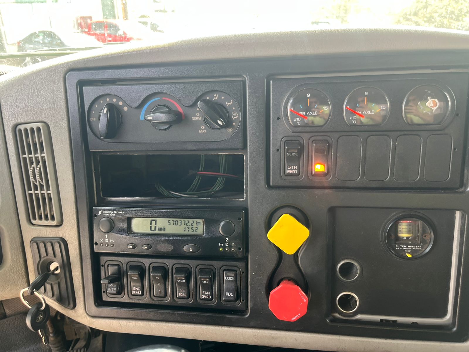 International 8600