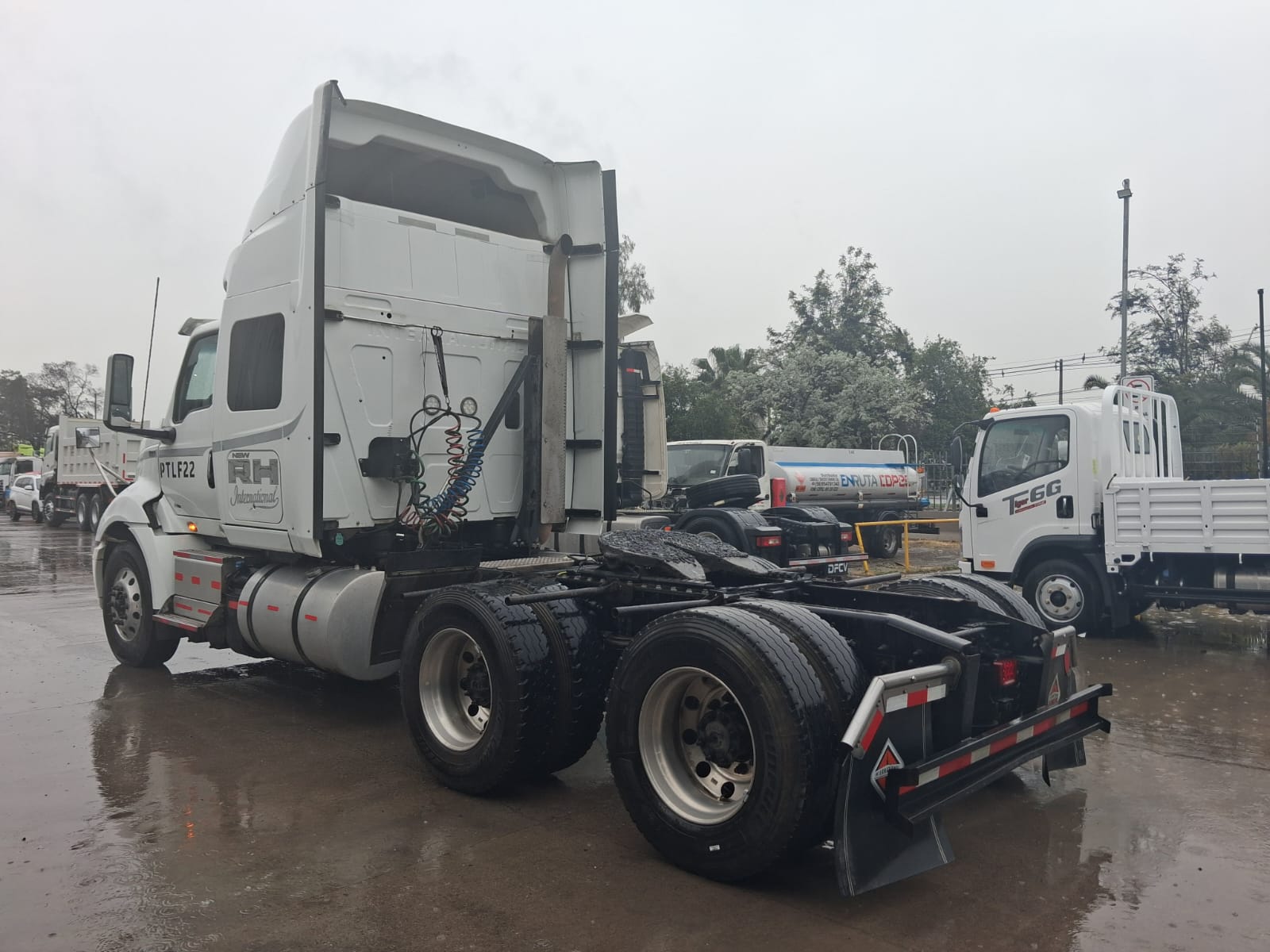 INTERNATIONAL RH613 HR