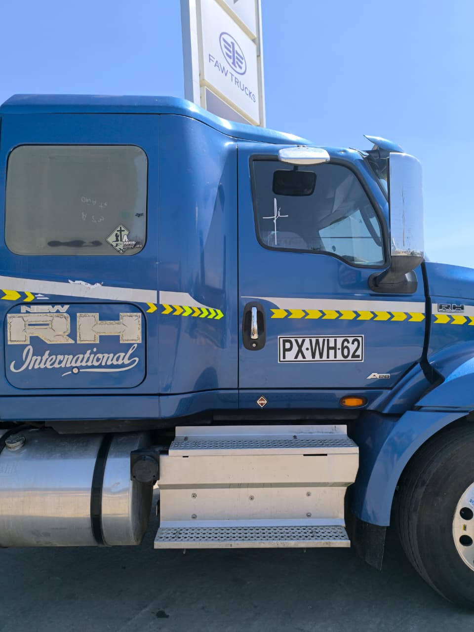 International RH-613