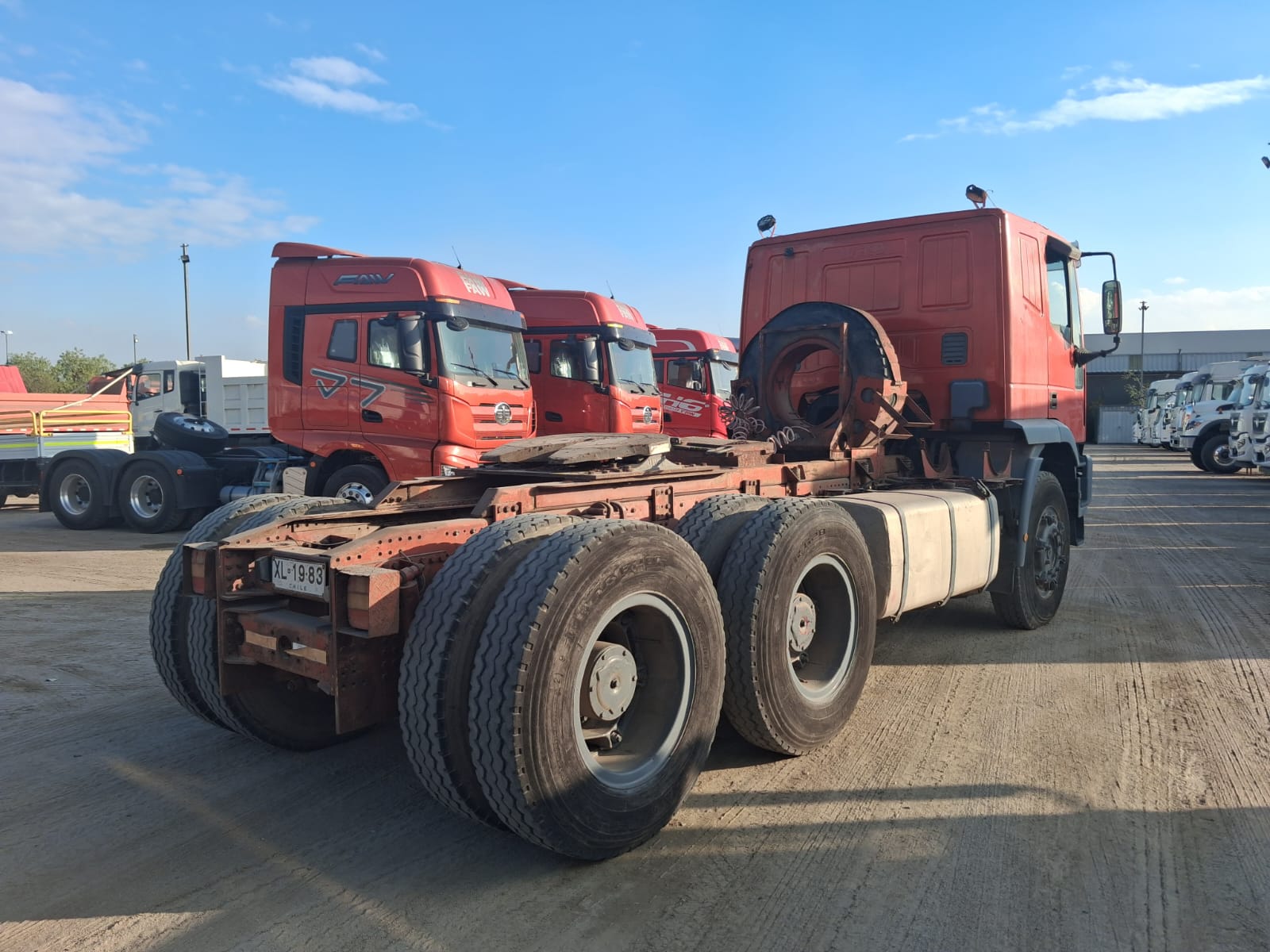 IVECO EUROTRAKKER 