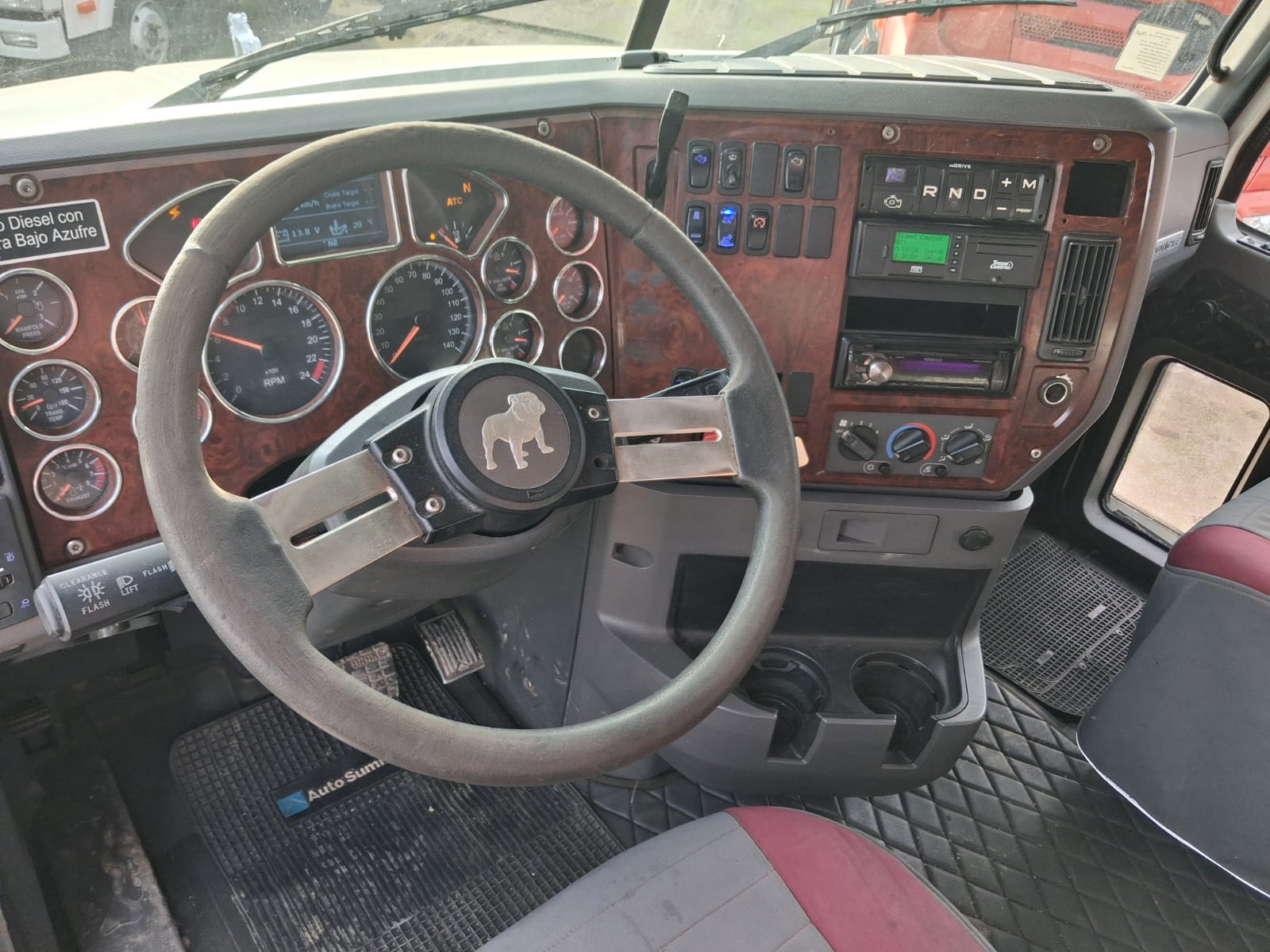 MACK CXU 613 E