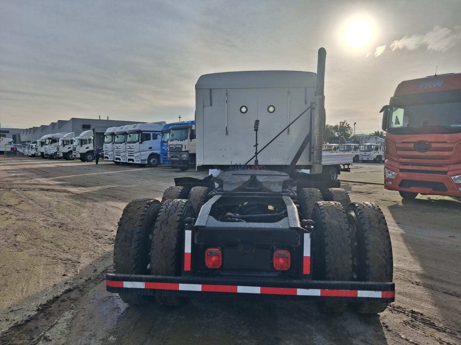 MACK CXU 613 E
