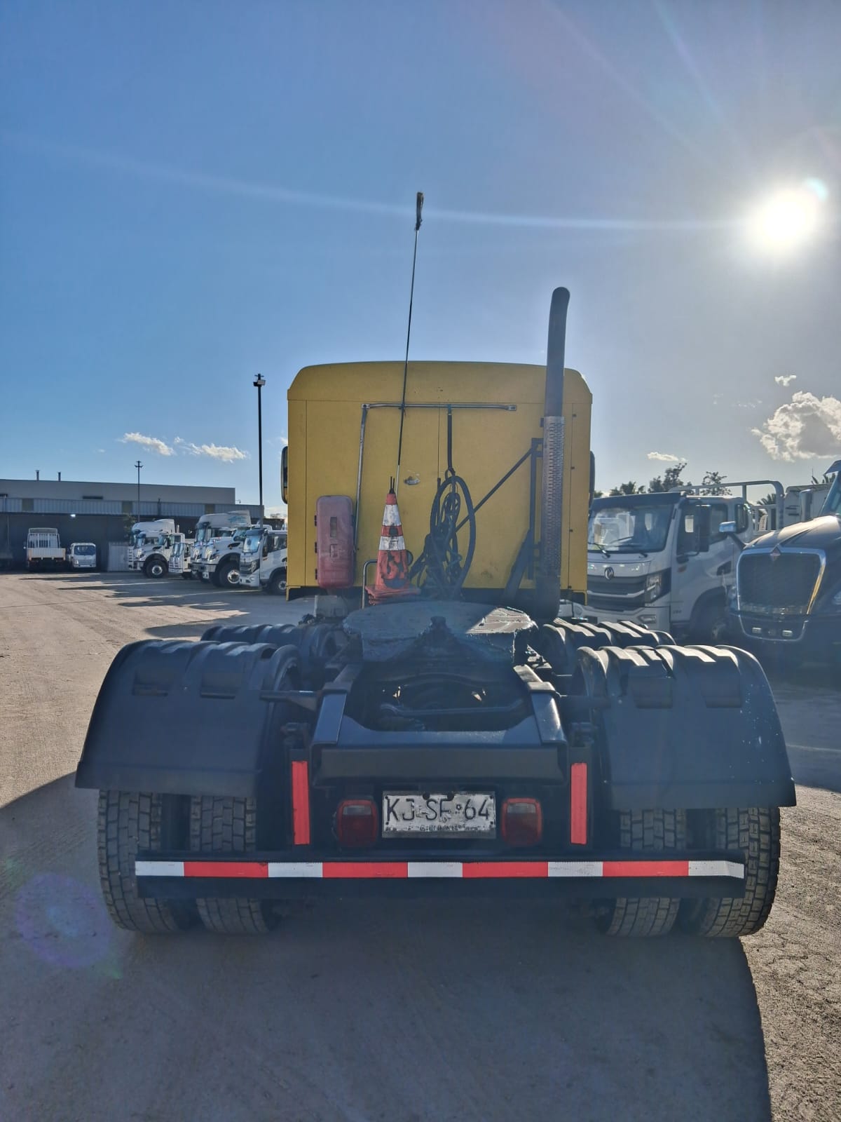 MACK CXU 613