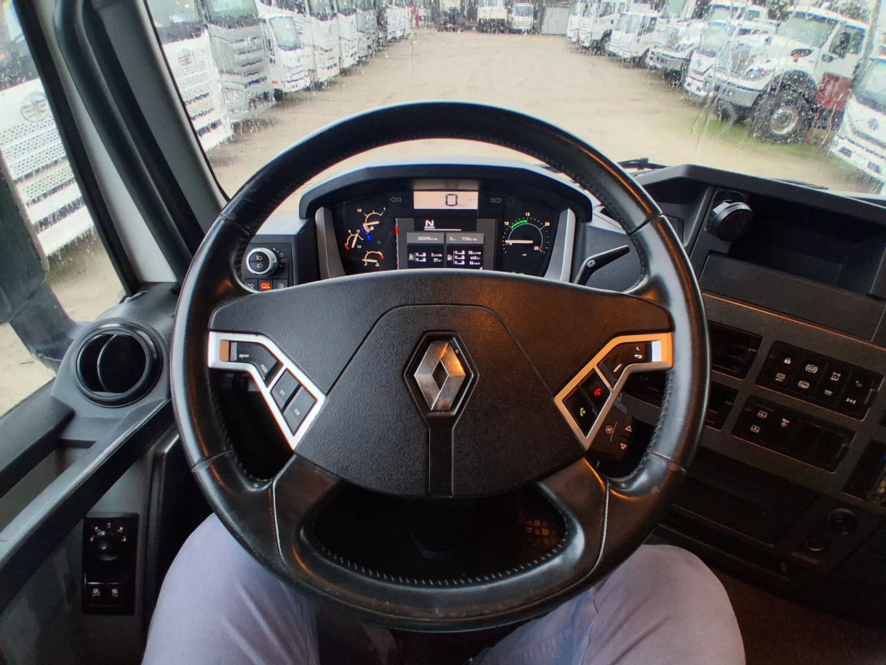 RENAULT T460