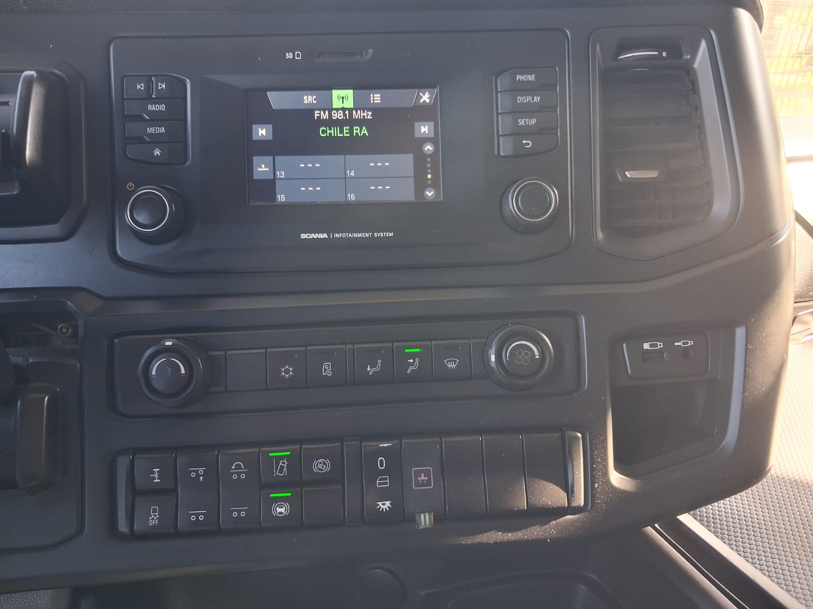 SCANIA R500A 6x2 2022