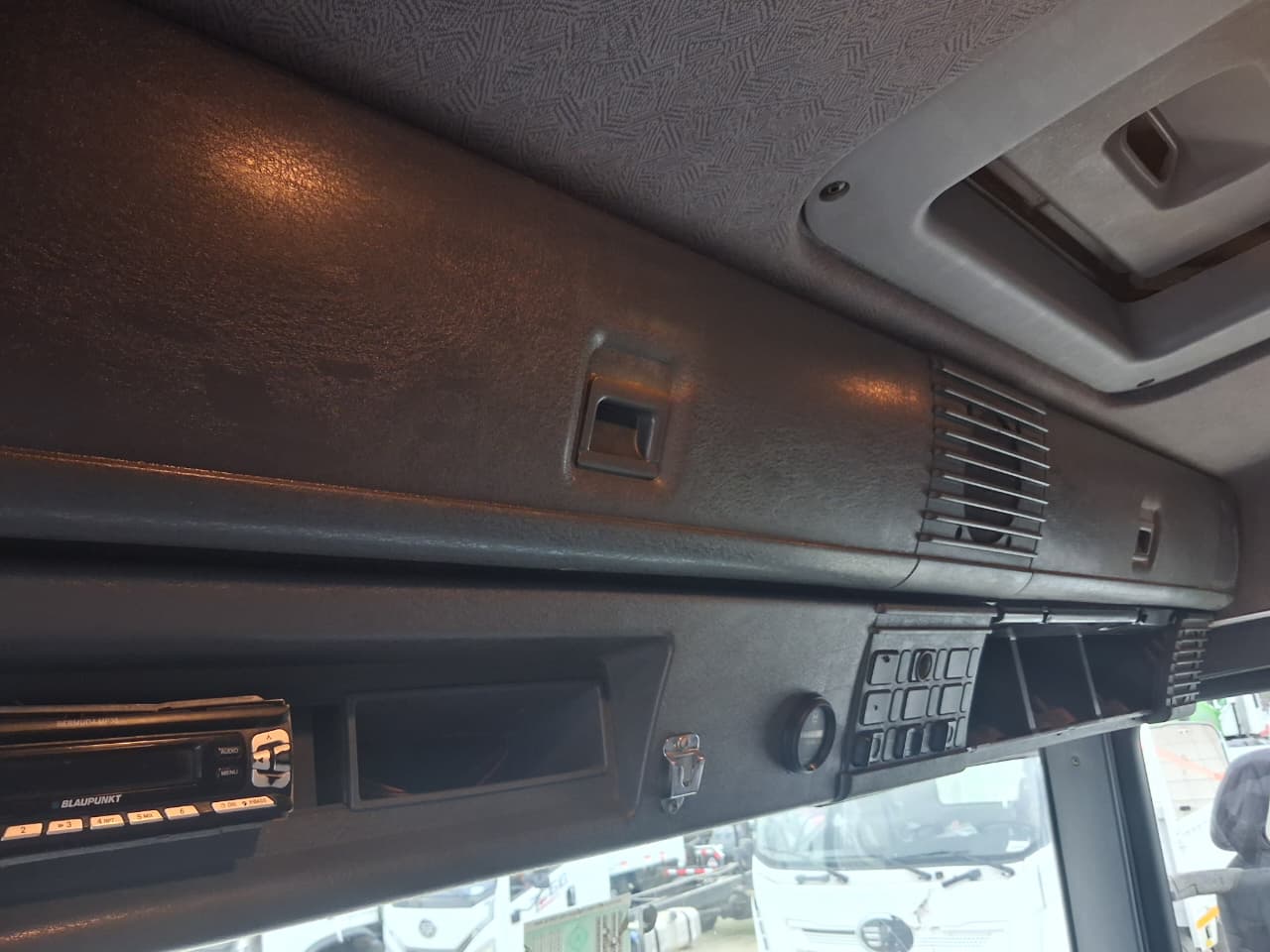 SCANIA R 124 GA