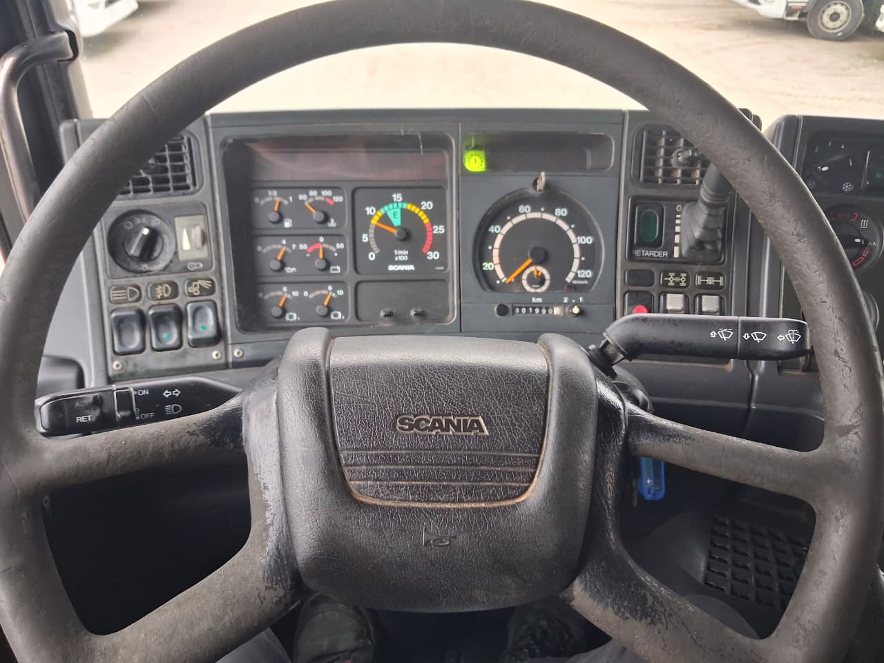 SCANIA R 124 GA