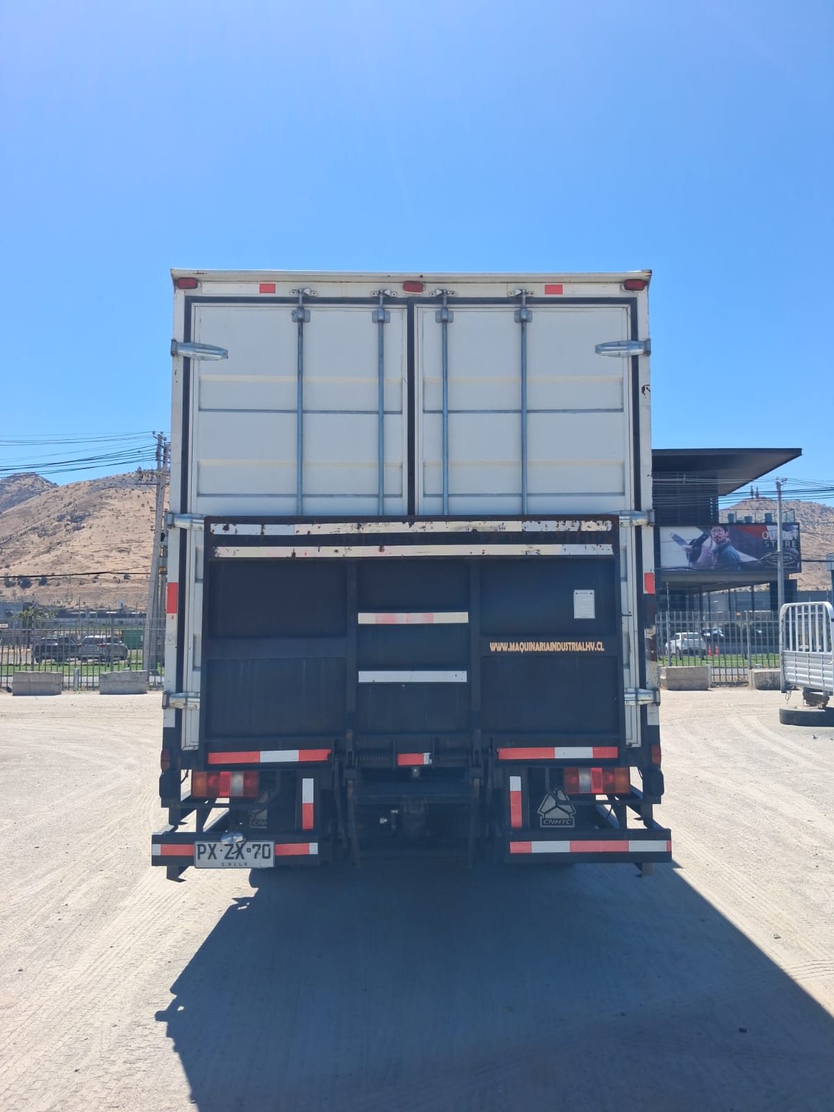 SINOTRUK HOMAN 1217 C