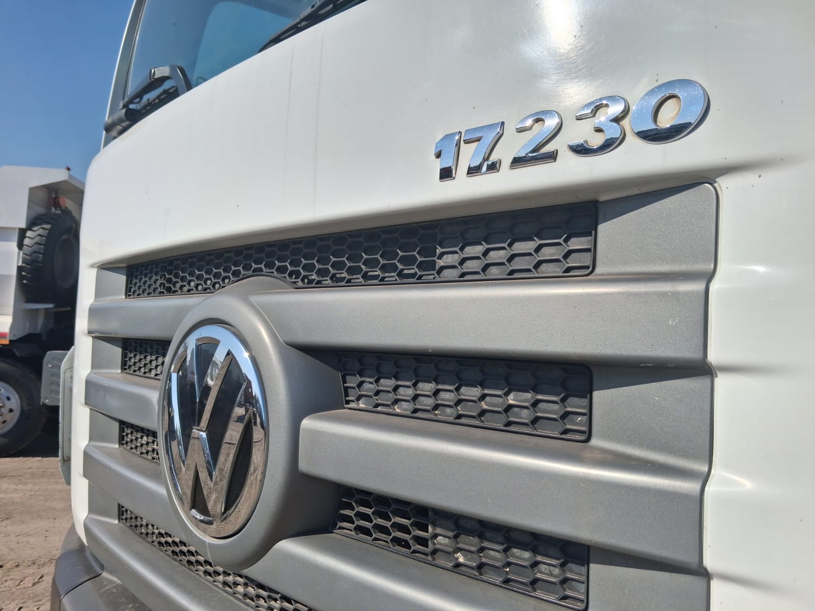 Volkswagen 17230