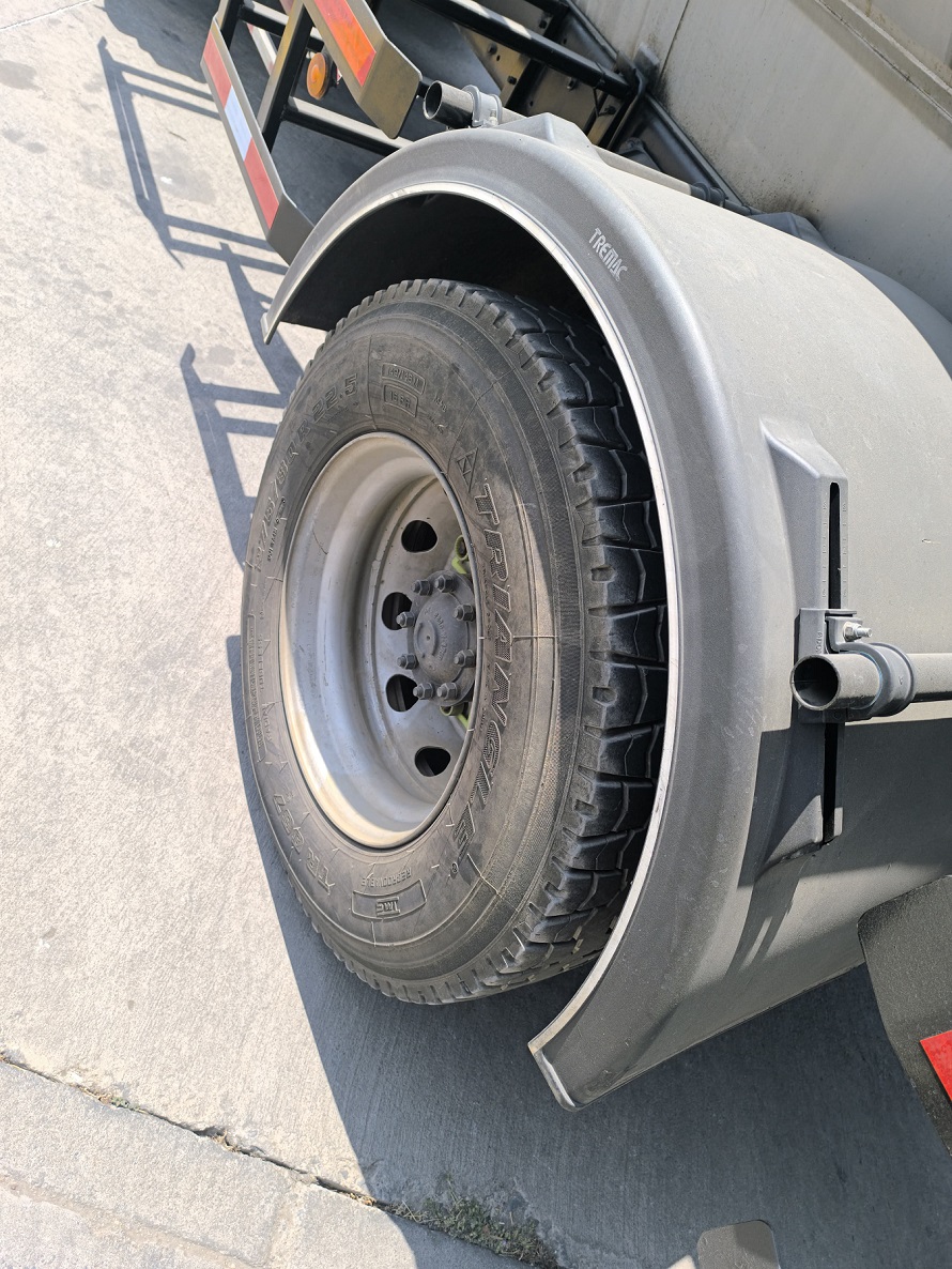 Volkswagen Constellation 17280