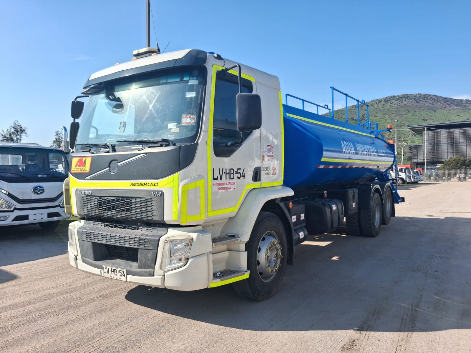 VOLVO VM 330