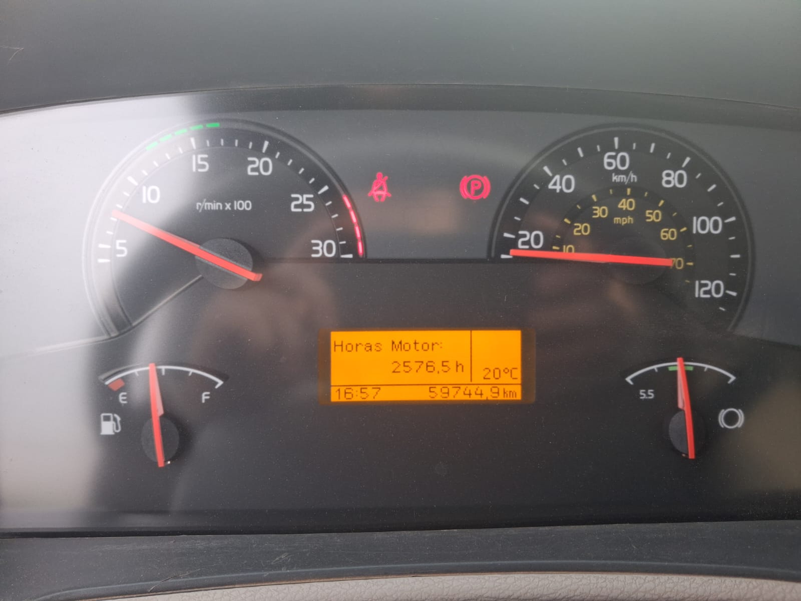 VOLVO VM 330