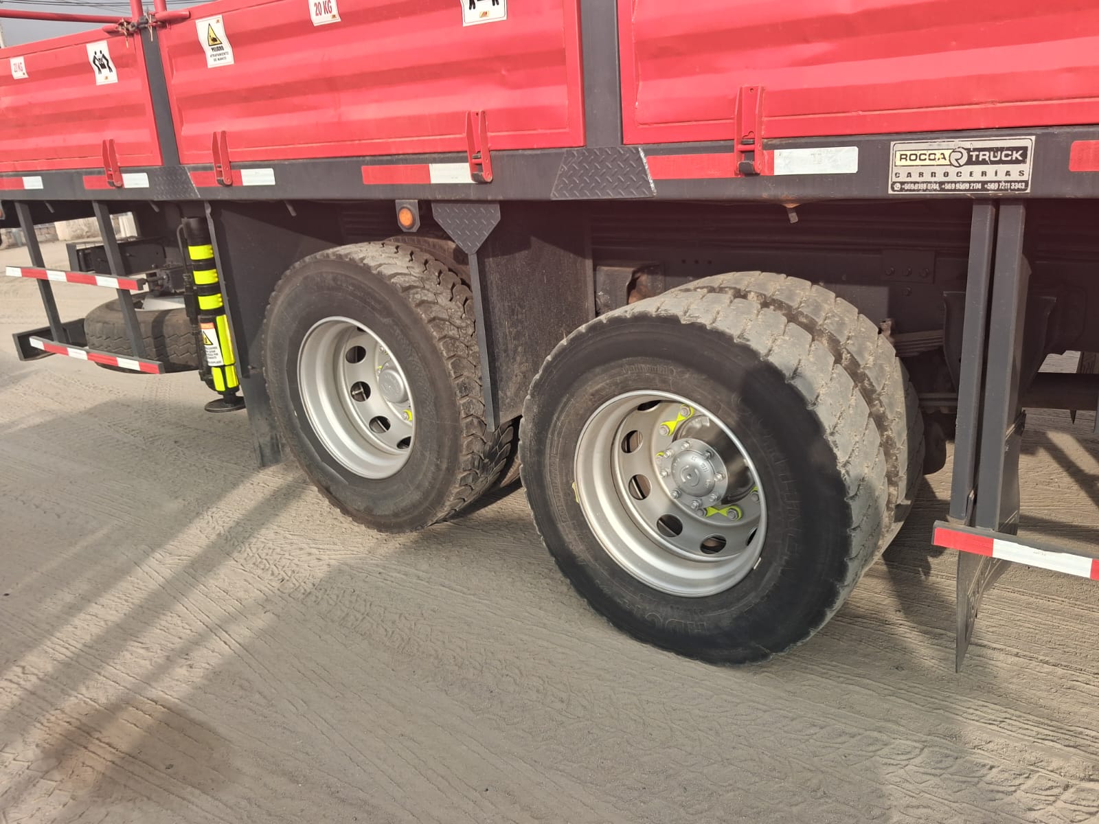 VOLVO VM 330